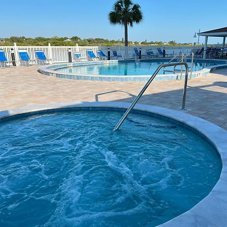 Bayshore Yatch Tennis Condo 2Br 3 Beds, Walking Distance To Beautiful Quite Beach Clearwater Beach Exteriör bild